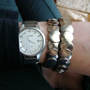 pulsera de chapas